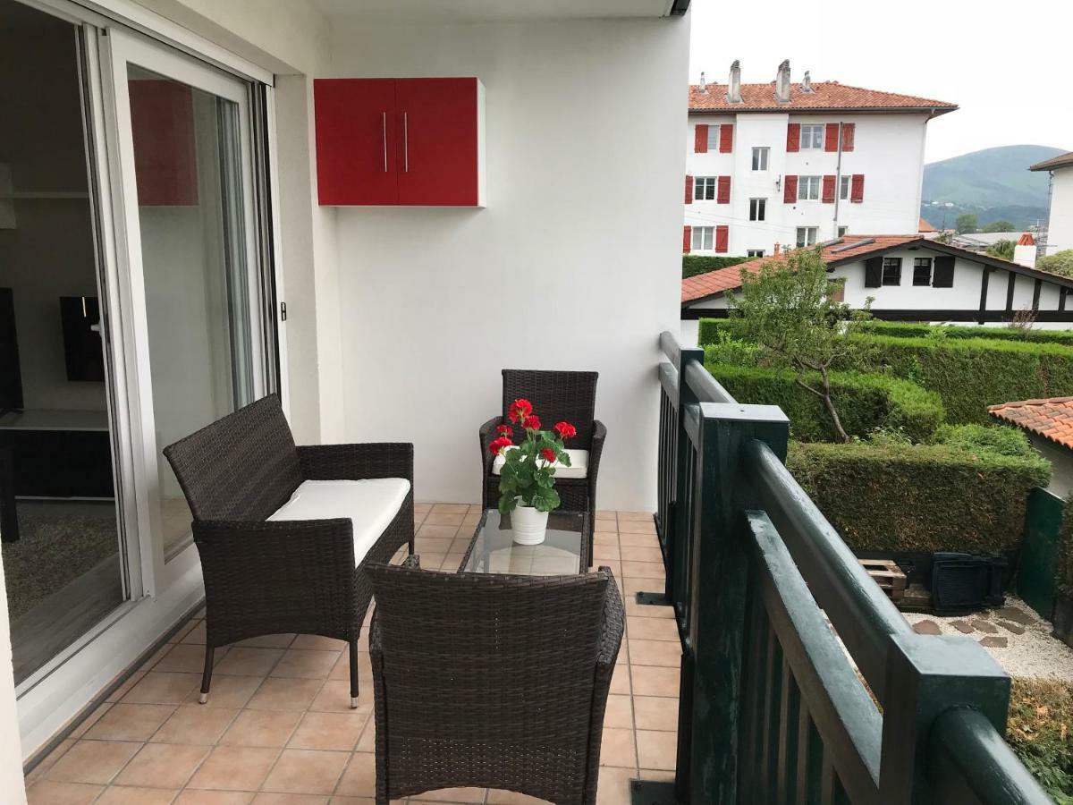 Port Bidassoa - T2 Coquet, Parking, Lit Xxl, Wifi, Pres De La Gare Hendaye Buitenkant foto